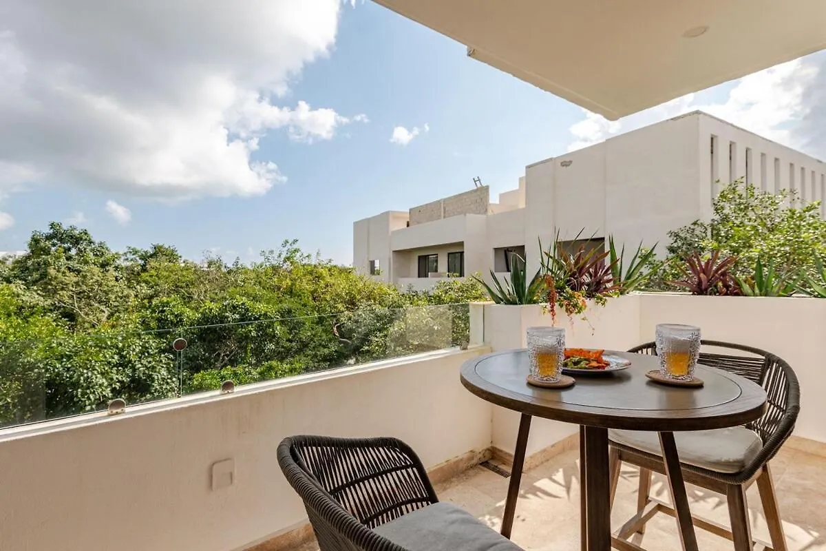 Tulum City Apartments - Zama Tower Premium 0*,